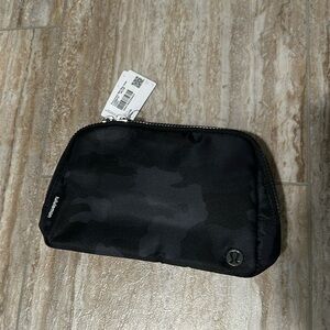 Lululemon Everywhere Belt Bag-Large